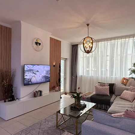 Cozy 2Bhk Near Burj Khalifa Apartment Dubai Exterior photo