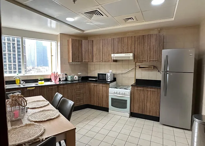 Cozy 2Bhk Near Burj Khalifa
